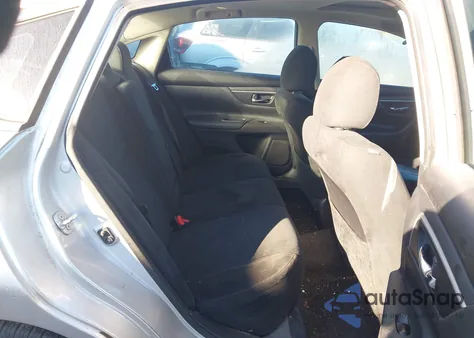 2015 Nissan Altima 2.5 Sv z USA, uszkodzony, nr VIN 1N4AL3AP2FC590224